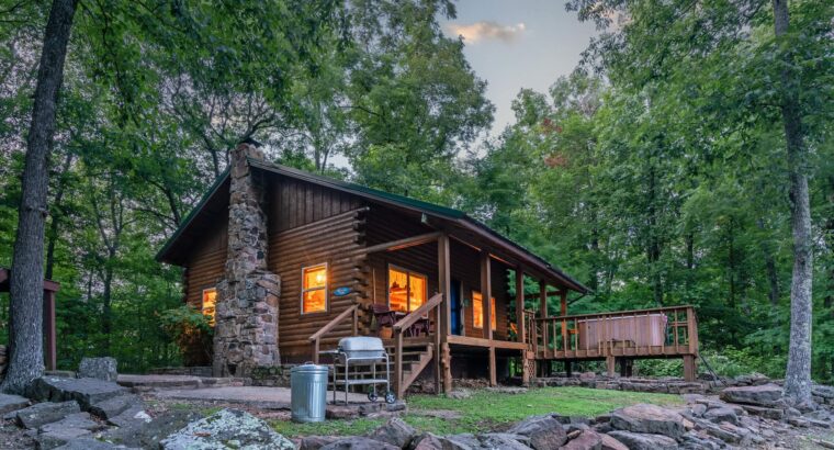 Steep Mountain Cabin Retreat, 3 Bed...
